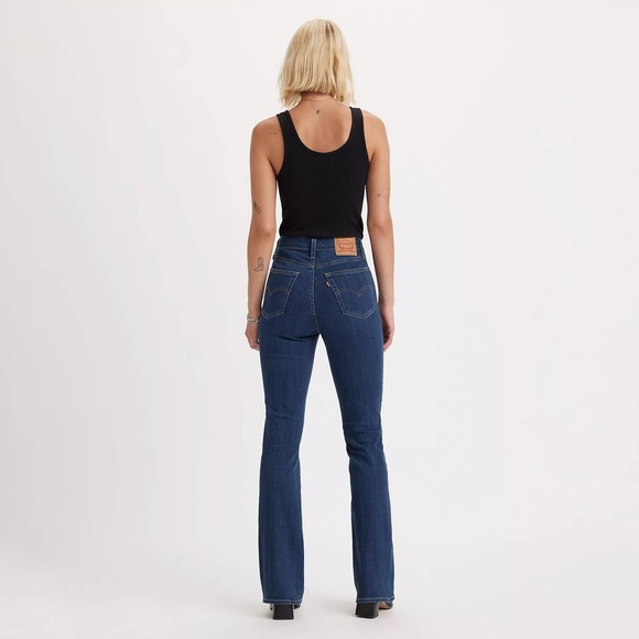 Levi’s Boot Cut - Picture 6 of 7